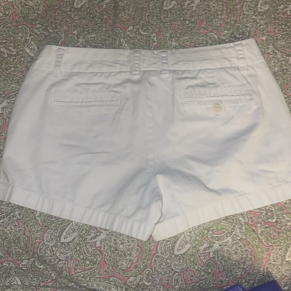 J. Crew chino, broken-in, sz.8 shorts - Picture 2 of 4